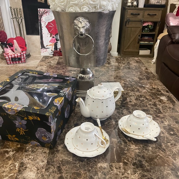 7pc white & gold polkadot Teapot, spoons, Cup & Saucer boxed by Grace teaware - Picture 14 of 16